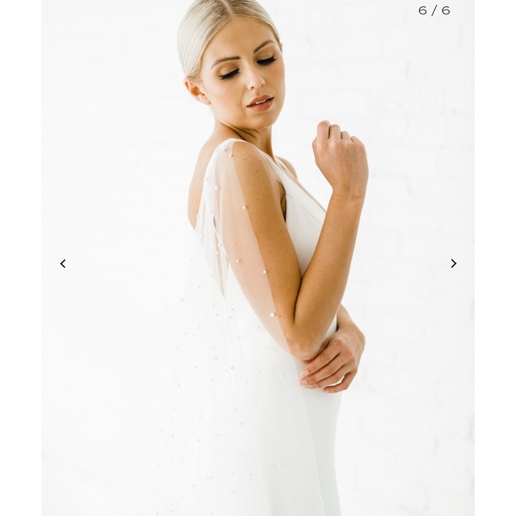 Alyssa Kristin pearl wings - Picture 6 of 14